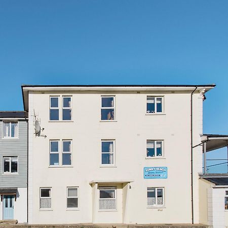 Sunny Beach Apartments Shanklin Εξωτερικό φωτογραφία
